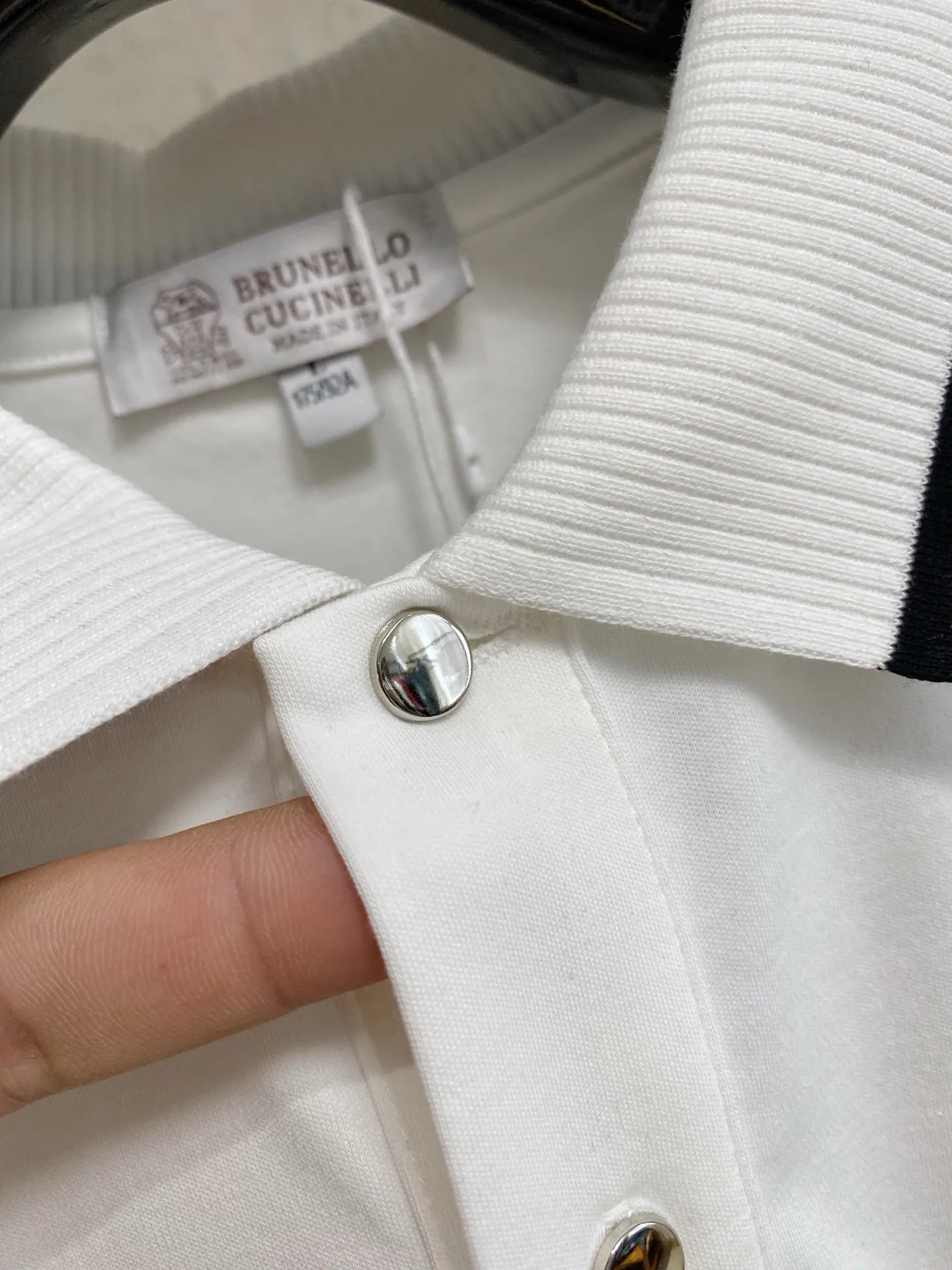 , BC highly recommended! Spring and summer new products are on sale at the counter. Fashionable Premium Men's Polo - Logo on the chest, personalized and fashionable/Imported top-notch high-density mercerized pearls, extremely skin-friendly and comfortable. It feels very delicate, has a good texture, is cool and breathable, and is a very good overall product. It can be worn alone without any problem. Size M-3Xl